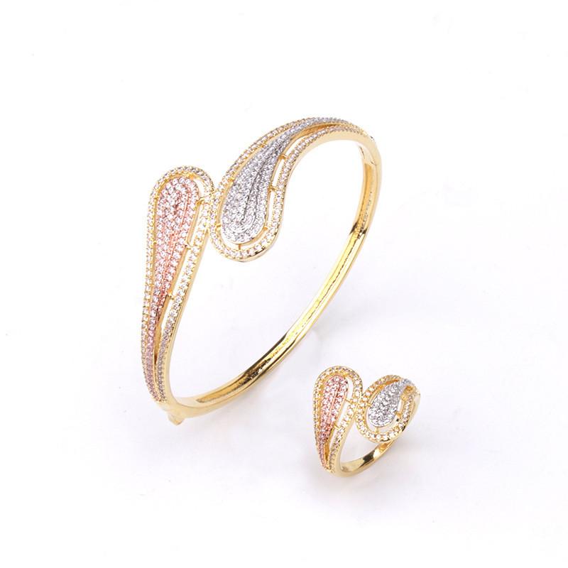 Bangle Korean Style Fashion Creative Three-color Drop-shaped Full-inlaid Zircon Bracelet Ring Set Small Fresh Ladies Jewelry
Bangle Korean Style Fashion Creative Three-color Drop-shaped Full-inlaid Zircon Bracelet Ring Set Small Fresh Ladies Jewelry