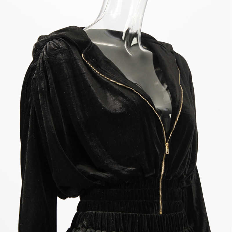 DEAT Women Velvet Hooded Open Navel Long Sleeve Sweatershirt Elastic Shorts Two Piece Set Fashion Spring Summer 11B080 210709