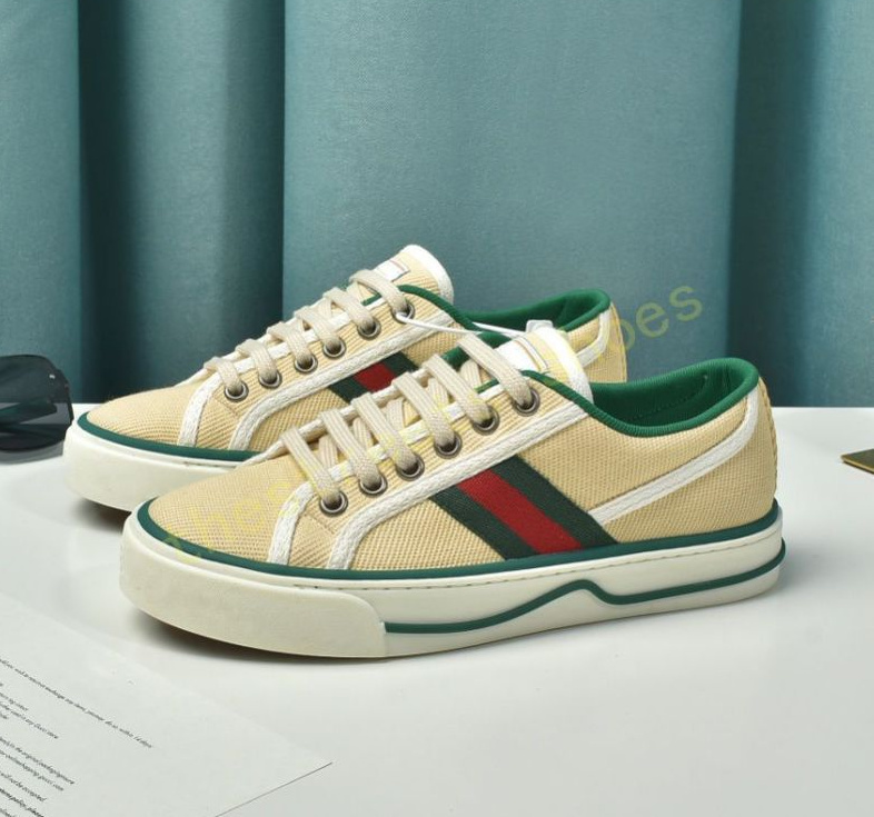 Tennis 1977 sneaker canvas Luxurys Shoe Beige Blue washed jacquard denim Women Shoes Ace Rubber sole Embroidered Vintage casual Sneakers, Black
Tennis 1977 sneaker canvas Luxurys Shoe Beige Blue washed jacquard denim Women Shoes Ace Rubber sole Embroidered Vintage casual Sneakers, Black
