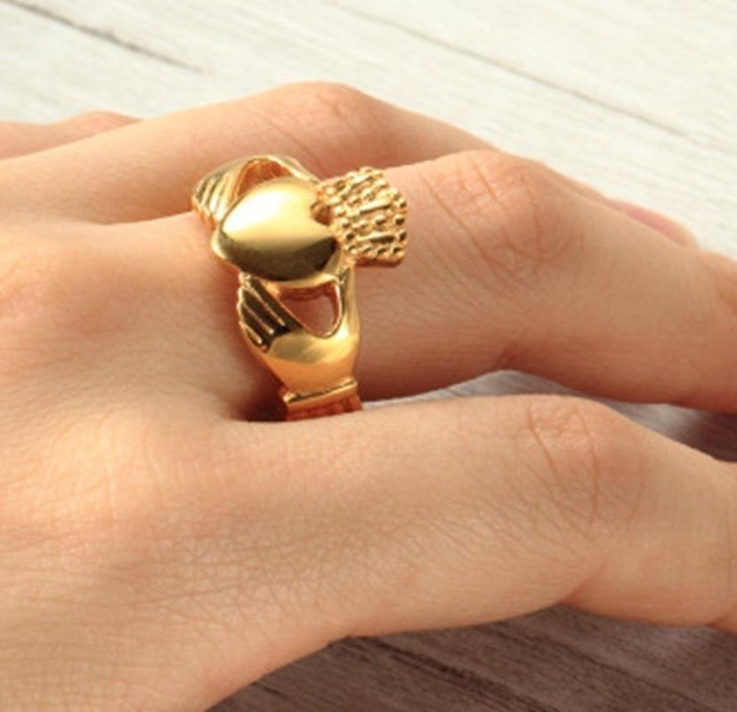Wedding Rings Classic Northern Ireland Style Claddagh Heart Love Ring Glamour Ladies Party Jewelry