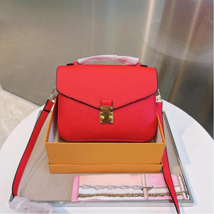 2022 designer postman bag women's fashion luxury top quality leather POCHETTE MÉTIS tis diagonal handbag ML44881
2022 designer postman bag women's fashion luxury top quality leather POCHETTE MÉTIS tis diagonal handbag ML44881