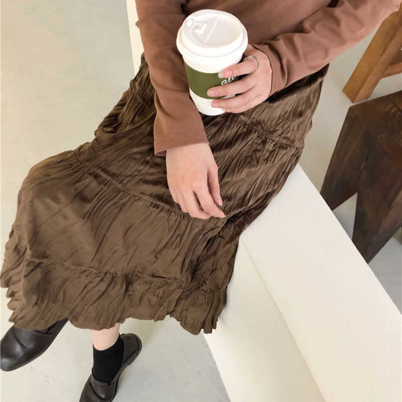 Women Vintage Velvet Long Pleated Skirt Korean Style Ladies Elastic Midi High Waist Black Skirt Spring Harajuku Gothic Clothes 210619wtt