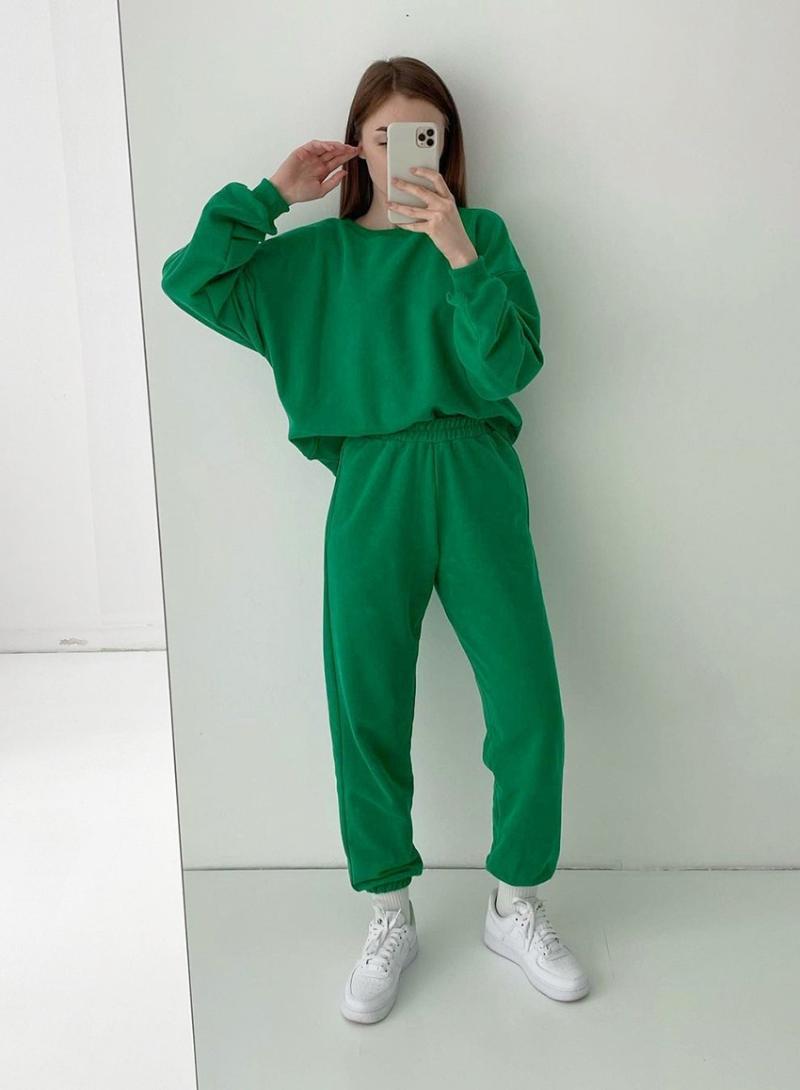 Women's Two Piece Pants Women Green Sport Suit Long Sleeve Pullover Whith Sweatpants Set Autumn Active Wear Outfit Casual Suits, White
Women's Two Piece Pants Women Green Sport Suit Long Sleeve Pullover Whith Sweatpants Set Autumn Active Wear Outfit Casual Suits, White
