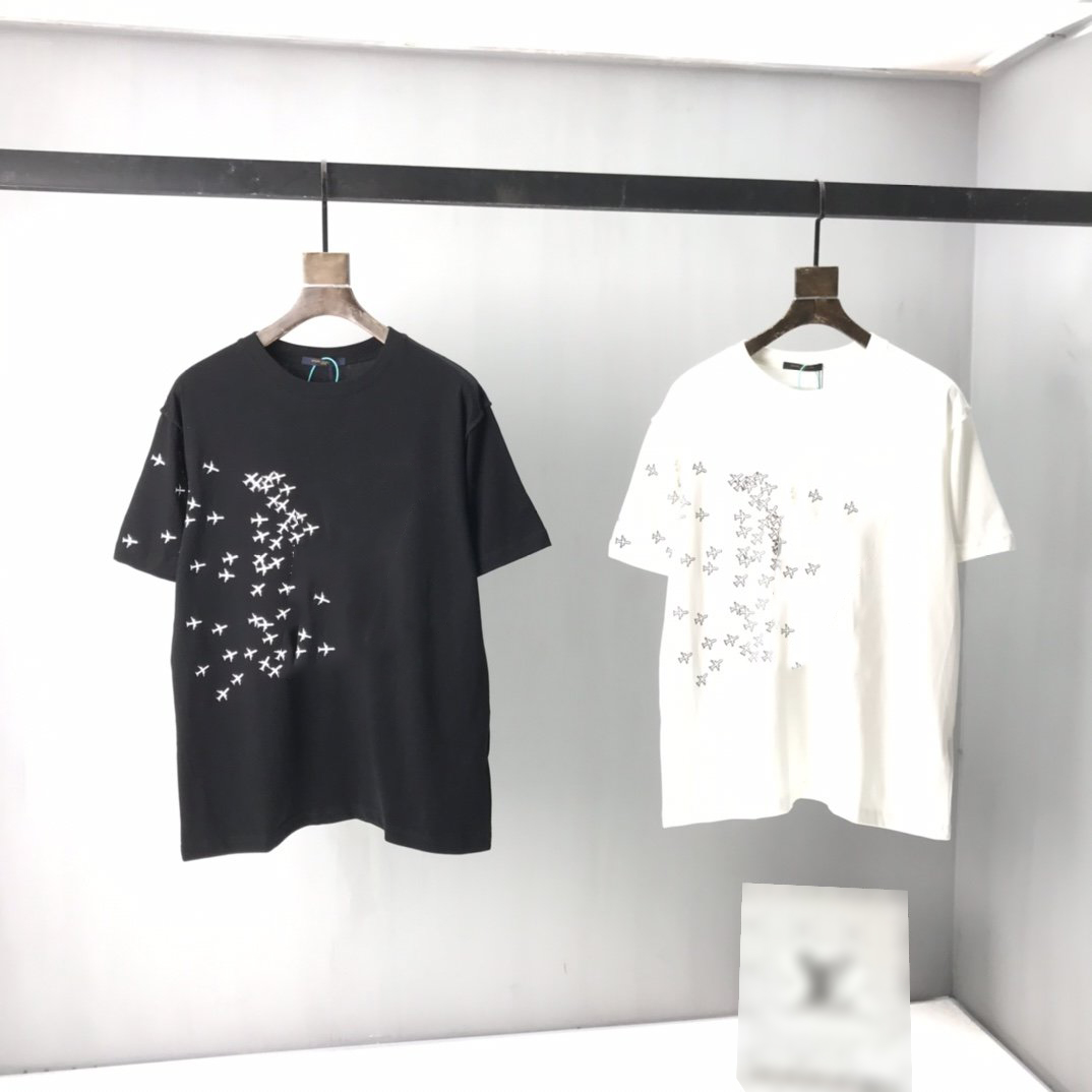 21SS European spring and summer latest fashion high luxury aircraft letter printing T-shirt French famous men's designer breathable cot, White;black
21SS European spring and summer latest fashion high luxury aircraft letter printing T-shirt French famous men's designer breathable cot, White;black