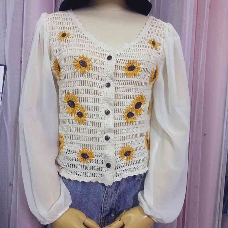 Autumn Women' Chiffon Long Sleeves Patchwork Hollow Out Embroidery Flower Shirts Ladies Girls Shirt Blouse Tops A4026 210428, Beige
Autumn Women' Chiffon Long Sleeves Patchwork Hollow Out Embroidery Flower Shirts Ladies Girls Shirt Blouse Tops A4026 210428, Beige