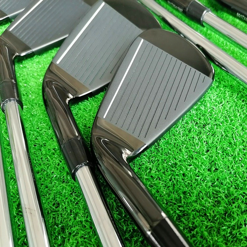 P790 Golf Clubs Irons Black forged iron 4-P.S a set of 8 pieces Steel Gaphite R / S With Headcover DHL
P790 Golf Clubs Irons Black forged iron 4-P.S a set of 8 pieces Steel Gaphite R / S With Headcover DHL