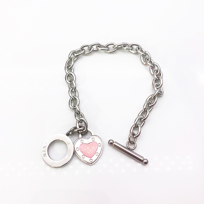 LOGO Luxury bracelet women stainless steel chain on hand blue pink green heart ot buckle fashion jewelry Valentine day gift for girlfriend accessories wholesale
LOGO Luxury bracelet women stainless steel chain on hand blue pink green heart ot buckle fashion jewelry Valentine day gift for girlfriend accessories wholesale