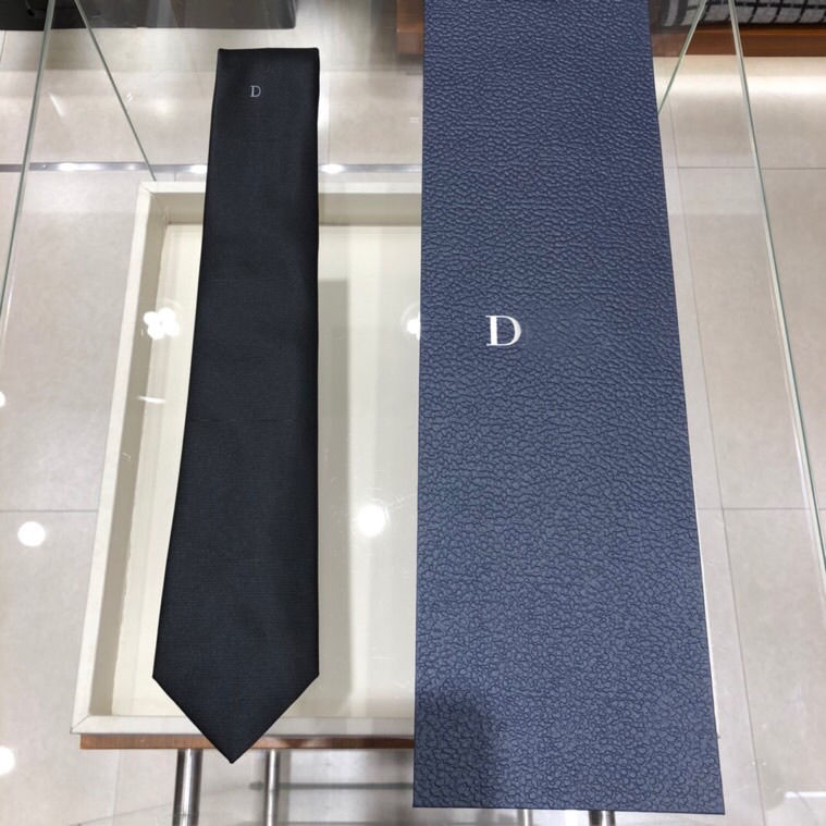 Necktie Mens Designer Ties D Letter Stripes Narrow Fashion Luxury Business Leisure Silk Tie Cravat with box sapeee
Necktie Mens Designer Ties D Letter Stripes Narrow Fashion Luxury Business Leisure Silk Tie Cravat with box sapeee