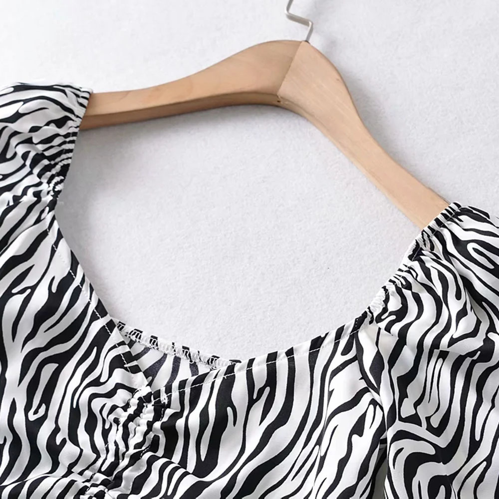 Women Sexy Fashion Chest Drawstring Zebra Pattern Shirts Street Clothes Girls Short Sleeve Chic Tops 210520