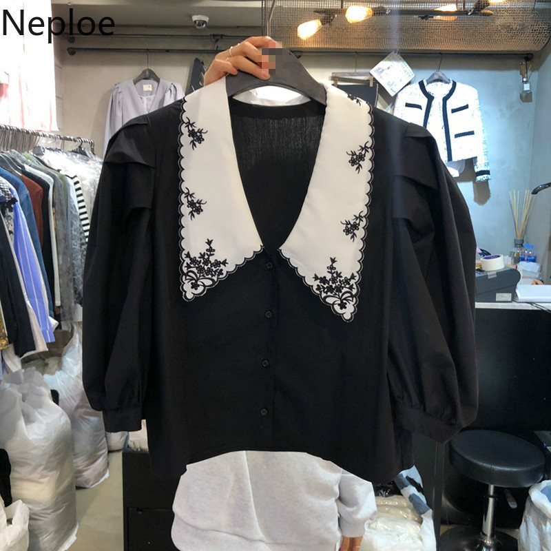 Neploe Sweet Puff Half Sleeve Women Shirt Korean Floral Embroidery Turn Down Collar Blusa 2021 Spring Summer Short Blouse 1A659 210317