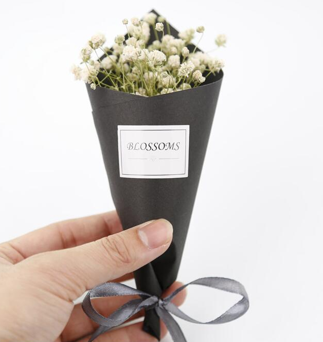 Small fresh starry handmade dried flowers gifts shooting props Christmas holiday gift bouquet with hands ceremonyju0874
Small fresh starry handmade dried flowers gifts shooting props Christmas holiday gift bouquet with hands ceremonyju0874