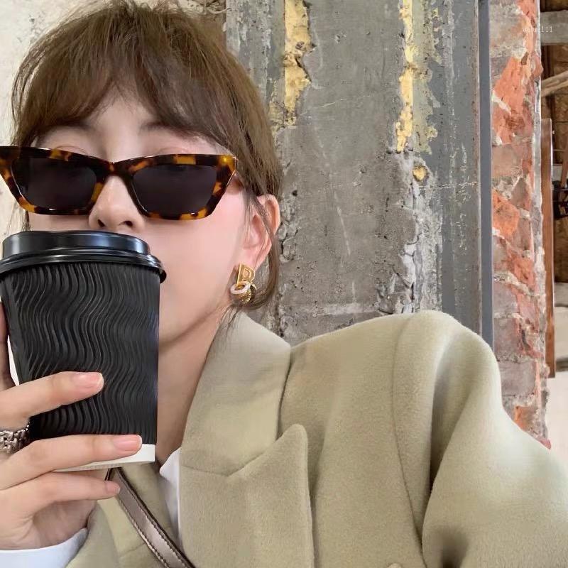 Premium Luxury Retro Men's Sunglasses For Women Steampunk Driving Remingg Polaroid
Premium Luxury Retro Men's Sunglasses For Women Steampunk Driving Remingg Polaroid