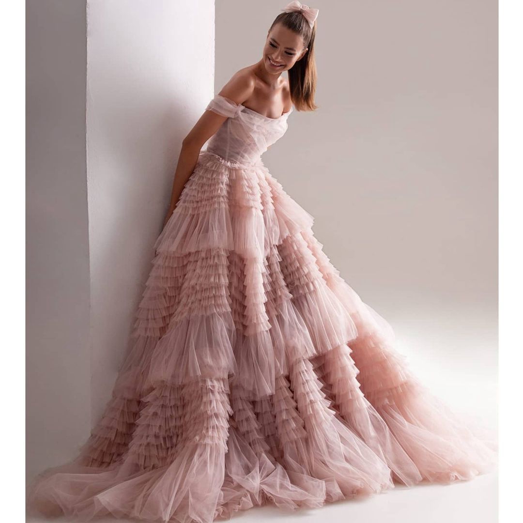 New Layered Puffy Tulle Sequins Dress Sexy Off Shoulder or Length Graduation Gowns Custom Made Party Dresses
