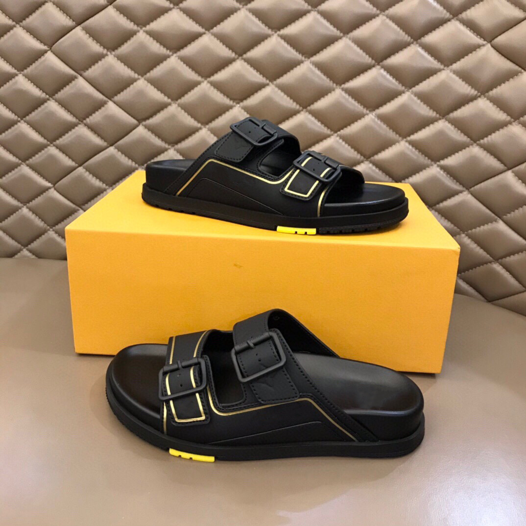 2021 Designer slippers men women sandals fashion beach shoes flat non-slip classical hole slipper with box size 38-46, Blue
2021 Designer slippers men women sandals fashion beach shoes flat non-slip classical hole slipper with box size 38-46, Blue