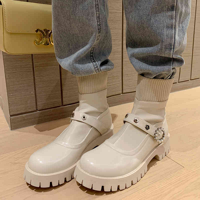 boots platform slide-on woman ankle boots round toe elastic female winter shoes fashion square size 34-39 5oxs, Black
boots platform slide-on woman ankle boots round toe elastic female winter shoes fashion square size 34-39 5oxs, Black
