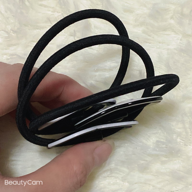 Fashion black and white acrylic rubber band hair rope hair card for Ladies collection Exquisite Headwear items counter vip gifts
Fashion black and white acrylic rubber band hair rope hair card for Ladies collection Exquisite Headwear items counter vip gifts