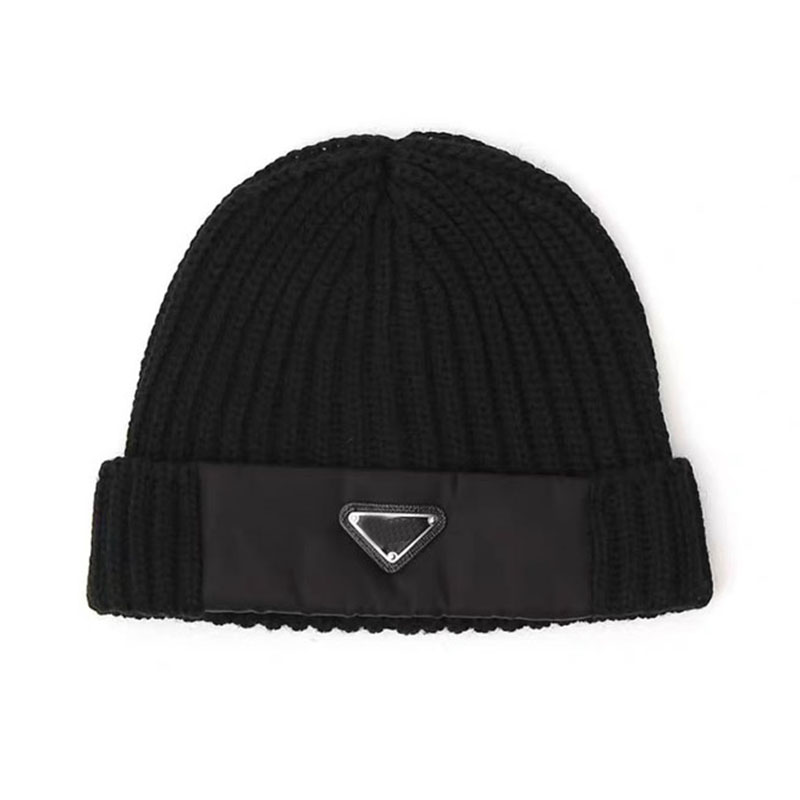 Luxury Designers Italy Brand Hats Bonnet Winter Beanie Knitted Wool Hat Plus Velvet Cap Inverted Triangle Fringe Beanies Caps And Original Box, 01
Luxury Designers Italy Brand Hats Bonnet Winter Beanie Knitted Wool Hat Plus Velvet Cap Inverted Triangle Fringe Beanies Caps And Original Box, 01