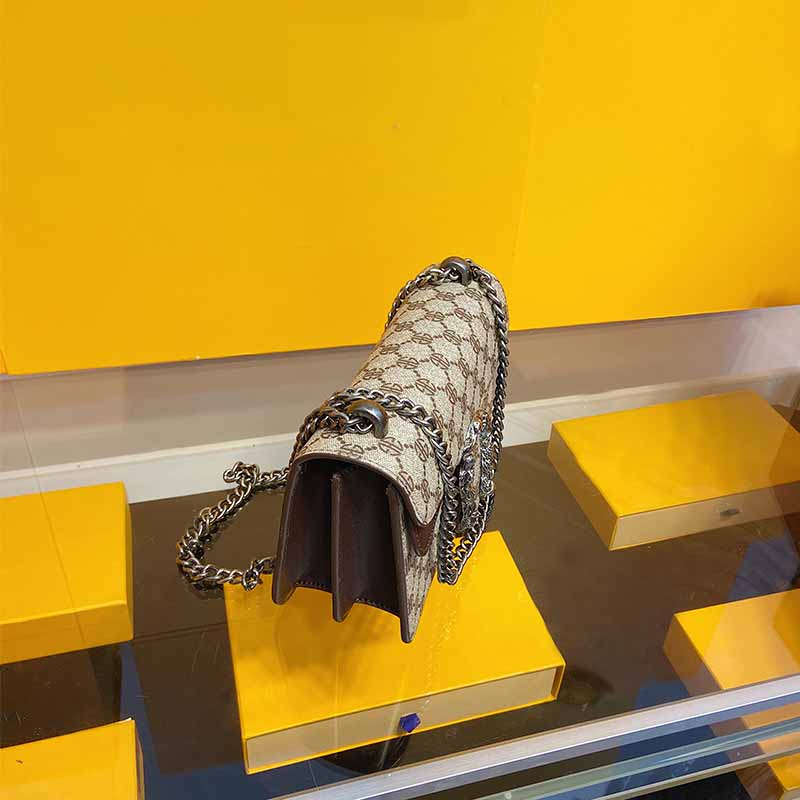 Genuine Leather Dionysian Cross-Body Bag Womens Bag 2021 New European and American Chain Underarm Bag Messenger, Coffee 
Genuine Leather Dionysian Cross-Body Bag Womens Bag 2021 New European and American Chain Underarm Bag Messenger, Coffee