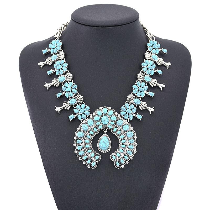 Pendant Necklaces Fashion Lady Jewelry Bohemia 3 Colors Stone Neck Pendants Women Necklace Alloy Bib Statement Female For
Pendant Necklaces Fashion Lady Jewelry Bohemia 3 Colors Stone Neck Pendants Women Necklace Alloy Bib Statement Female For