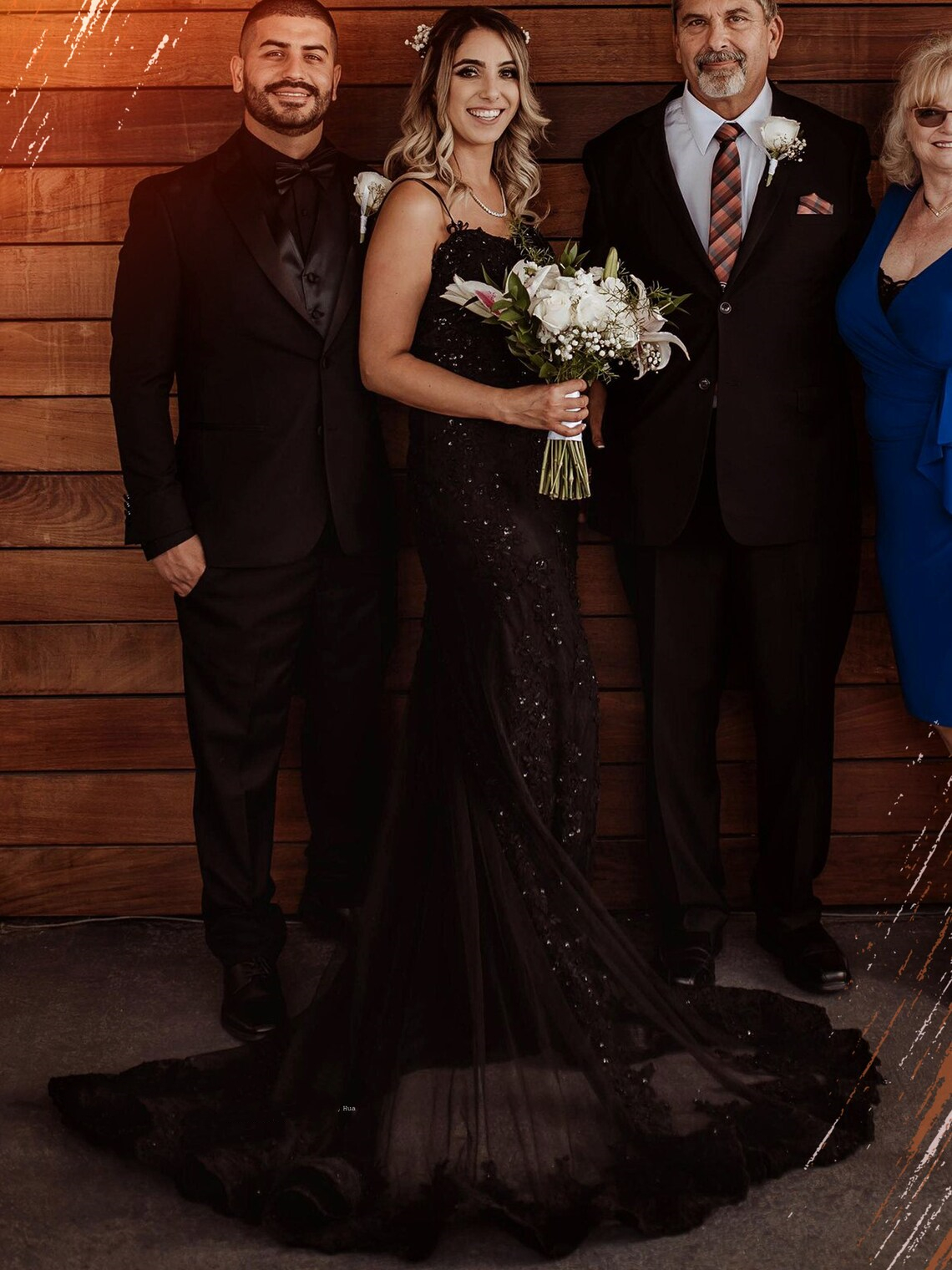 Sparkling Black Mermaid Wedding Dress with Thin Straps and Sweetheart Neckline Lace Appliques Beaded Gothic Bride Dresses Boho beach Bridal Gowns Cour