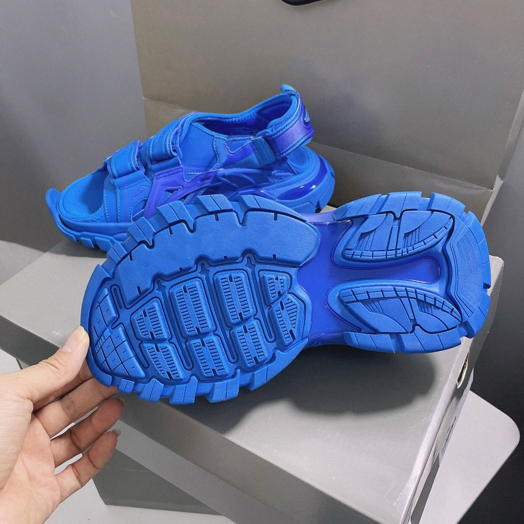 2021 track sandals Platform Fashion men Women mens Sneakers slippers Pink White Black Blue Slides Beach Casual Shoes Thick bottomed sty w3aY#
2021 track sandals Platform Fashion men Women mens Sneakers slippers Pink White Black Blue Slides Beach Casual Shoes Thick bottomed sty w3aY#