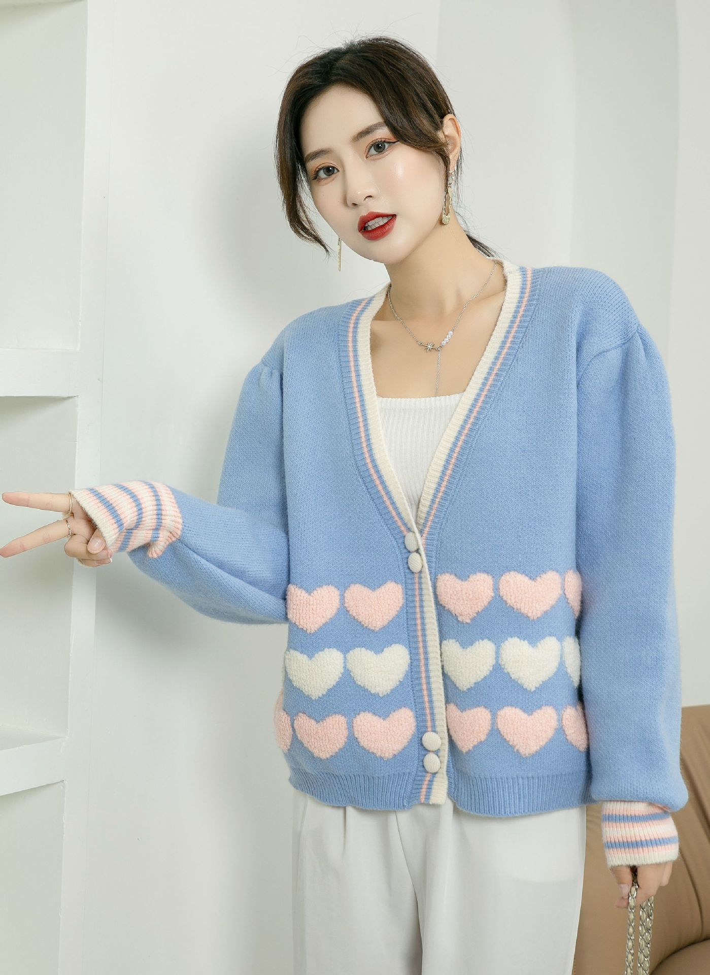 Women's Jackets Female sweater cardigan Korean autumn luxury single-breasted love striped with neckline v mesh short mujer jacket 896G, 1# shoe box
Women's Jackets Female sweater cardigan Korean autumn luxury single-breasted love striped with neckline v mesh short mujer jacket 896G, 1# shoe box
