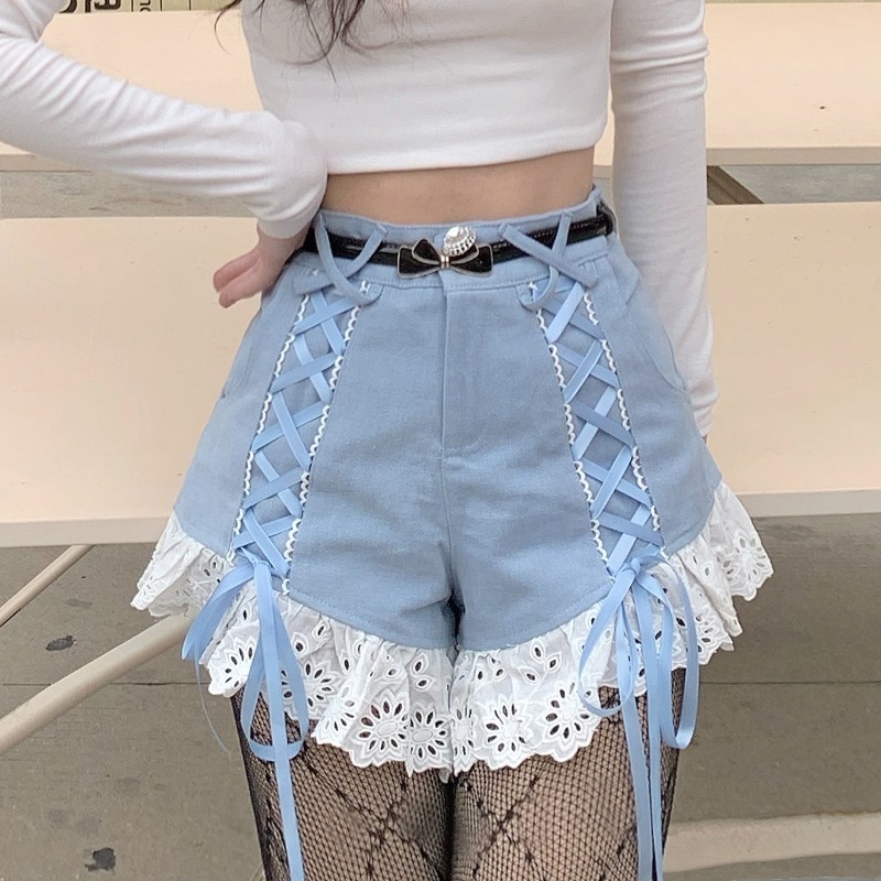High Quality Women Sexy waist Bandage Short Jeans Female Pachwork Lace Ruffles Denim Shorts 210525, White
High Quality Women Sexy waist Bandage Short Jeans Female Pachwork Lace Ruffles Denim Shorts 210525, White