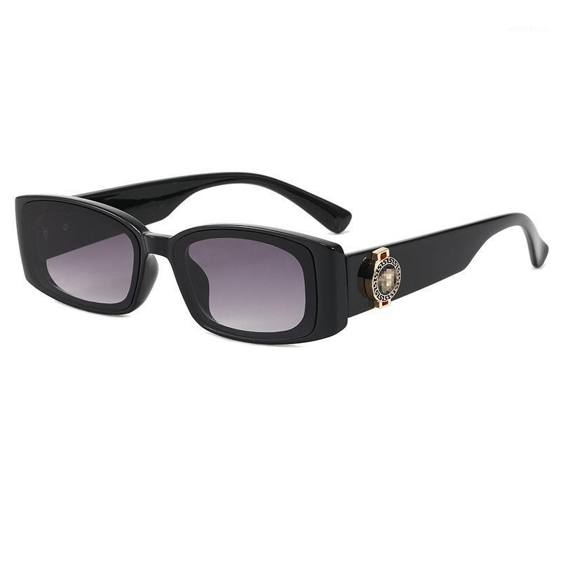 Sunglasses 2021 Fashion Personalized Metal Avatar Decorative Men Irregular Small Frame Vintage Women Sun Glasses Outdoor Shades
Sunglasses 2021 Fashion Personalized Metal Avatar Decorative Men Irregular Small Frame Vintage Women Sun Glasses Outdoor Shades