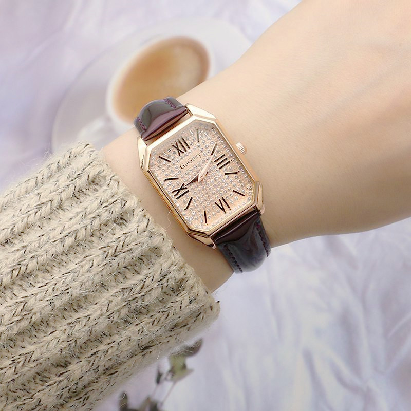 Fashion Designers Glitter Face Small Square Girls Watch Casual Trend Mori Style Woman Wristwatch All-Matching Fresh Belt 178 Outdoor Business Wristwatches, Red
Fashion Designers Glitter Face Small Square Girls Watch Casual Trend Mori Style Woman Wristwatch All-Matching Fresh Belt 178 Outdoor Business Wristwatches, Red