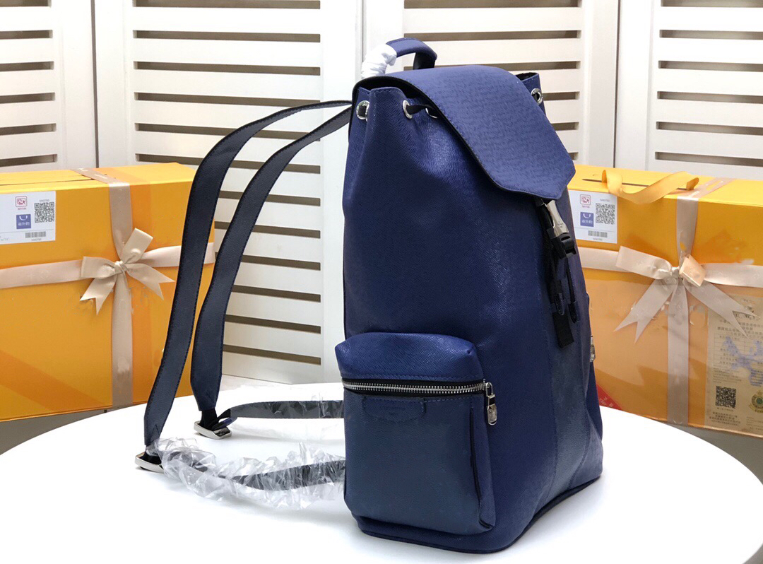 Famous M30419 outdoor Backpack school Bag classic leather Flower Letter travel bags fashion business bag notebook bags school bag size: 37 x 45 x 19cm
Famous M30419 outdoor Backpack school Bag classic leather Flower Letter travel bags fashion business bag notebook bags school bag size: 37 x 45 x 19cm