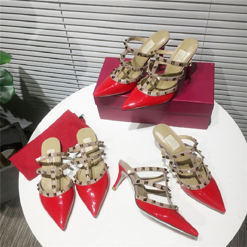 Designer Stud Sandals Rivet High-heels Shoes Matte Patent Leather Pointed High-quality Sandal Nude Black Red Slippers Flat Shoe 6.5cm 9.5cm Heel Height, Color1
Designer Stud Sandals Rivet High-heels Shoes Matte Patent Leather Pointed High-quality Sandal Nude Black Red Slippers Flat Shoe 6.5cm 9.5cm Heel Height, Color1