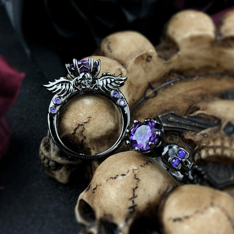 Cluster Rings Gothic Punk Skeleton Cubic Zirconia Purple Crystal Black Gold Color Fashion Brand Jewelry For Women R623, Golden;silver
Cluster Rings Gothic Punk Skeleton Cubic Zirconia Purple Crystal Black Gold Color Fashion Brand Jewelry For Women R623, Golden;silver