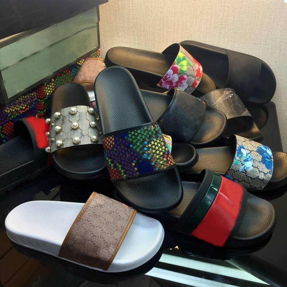 2022 Designer Men Women Slippers Rubber Slides Sandal Flat Blooms Strawberry Tiger Bees Green Red White Web Shoes Beach Outdoor Flower Flip Flops With Box 35-48, If you want more color pls contact us
2022 Designer Men Women Slippers Rubber Slides Sandal Flat Blooms Strawberry Tiger Bees Green Red White Web Shoes Beach Outdoor Flower Flip Flops With Box 35-48, If you want more color pls contact us