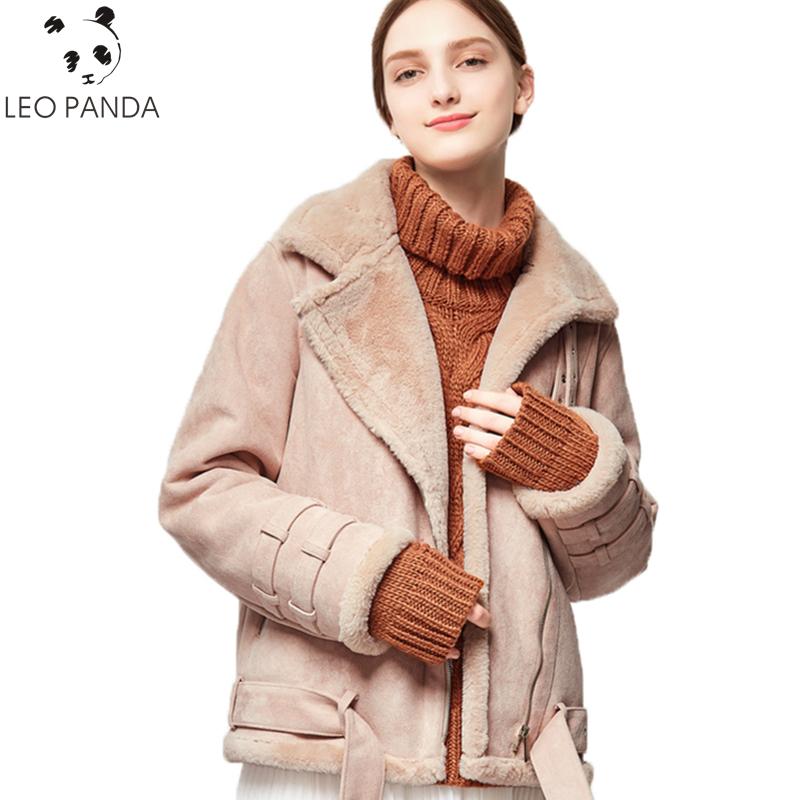 Women's Fur & Faux Winter Women Long Sleeves Coats High Quality Fashion Warm Thicken Female Turn-down Collar Outwear C 757, Black
Women's Fur & Faux Winter Women Long Sleeves Coats High Quality Fashion Warm Thicken Female Turn-down Collar Outwear C 757, Black