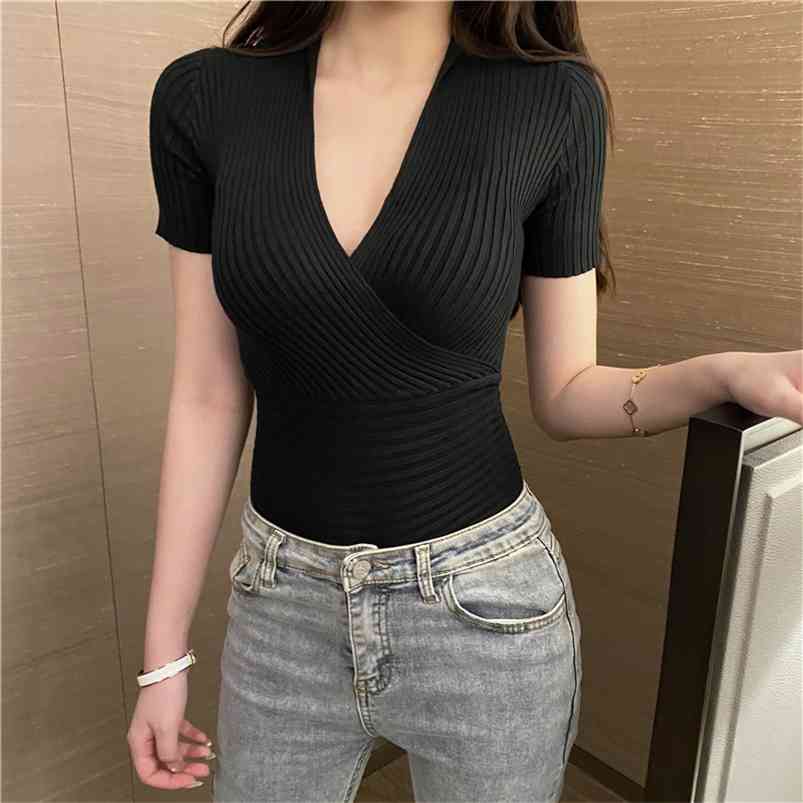 Sexy Knitted Sweaters Women Jumper Tight Low Cut Tank Top Vest Pullover Deep V-neck Crop Top Summer Sweaters Woman T Shirt 210805