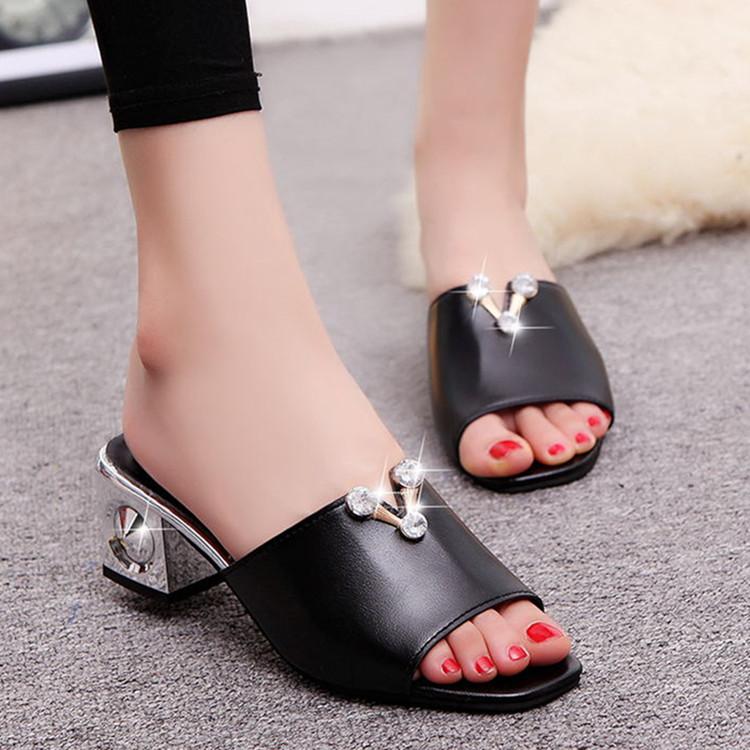 Summer Fashion Thick With Female Slippers Peep-toe Diamond Fish Mouth Han Edition Women Sandals, Black
Summer Fashion Thick With Female Slippers Peep-toe Diamond Fish Mouth Han Edition Women Sandals, Black