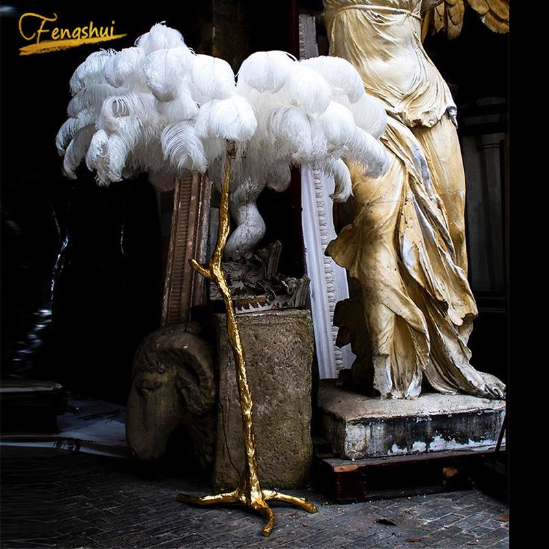 Modern Luxury Ostrich Feather Gold Floor Lamp Copper Brass Resin Nordic Standing For Villa Tripot El Decorative Lighting Lamps
Modern Luxury Ostrich Feather Gold Floor Lamp Copper Brass Resin Nordic Standing For Villa Tripot El Decorative Lighting Lamps