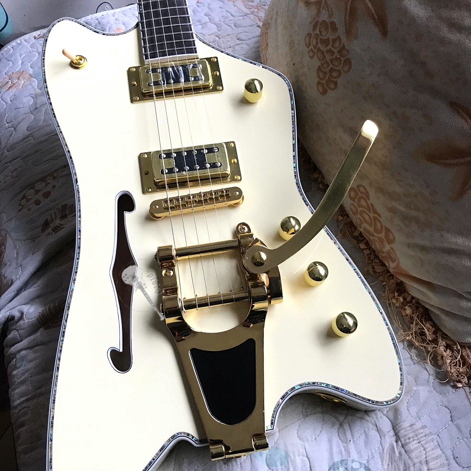 Billy Bo Jupiter Cream Fire Thunderbird Hollow Body Jazz Electric Guitar Single F hole, Abalone Binding, Bigs Tremolo Bridge, Gold Hardware
Billy Bo Jupiter Cream Fire Thunderbird Hollow Body Jazz Electric Guitar Single F hole, Abalone Binding, Bigs Tremolo Bridge, Gold Hardware