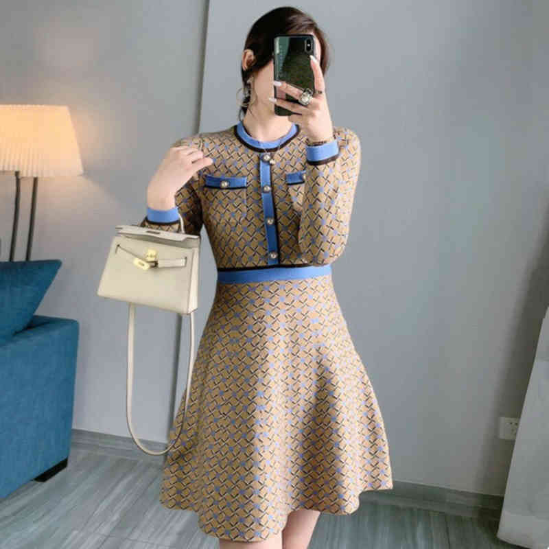 French Gentle Wind Restoring Ancient Ways Is Jacquard Lattice Splicing Knitting Dress Female Autumn/winter Coat Little Render Sk 210429, Blue
French Gentle Wind Restoring Ancient Ways Is Jacquard Lattice Splicing Knitting Dress Female Autumn/winter Coat Little Render Sk 210429, Blue