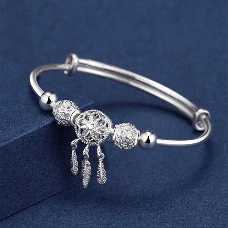 Bangle Feather Bell Hollow Adjustable Bracelet Holiday Gift Accessories Dream Catcher Fashion
Bangle Feather Bell Hollow Adjustable Bracelet Holiday Gift Accessories Dream Catcher Fashion