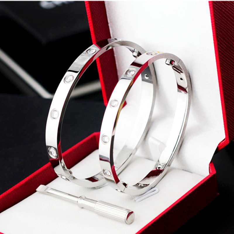 Luxury Jewellery Stainless Steel Love Bracelet Silver Rose Gold Bangles Women Men Party Titanium Screw Bangle Screwdriver Bracelets Couple Jewelry With Dust Bag
Luxury Jewellery Stainless Steel Love Bracelet Silver Rose Gold Bangles Women Men Party Titanium Screw Bangle Screwdriver Bracelets Couple Jewelry With Dust Bag