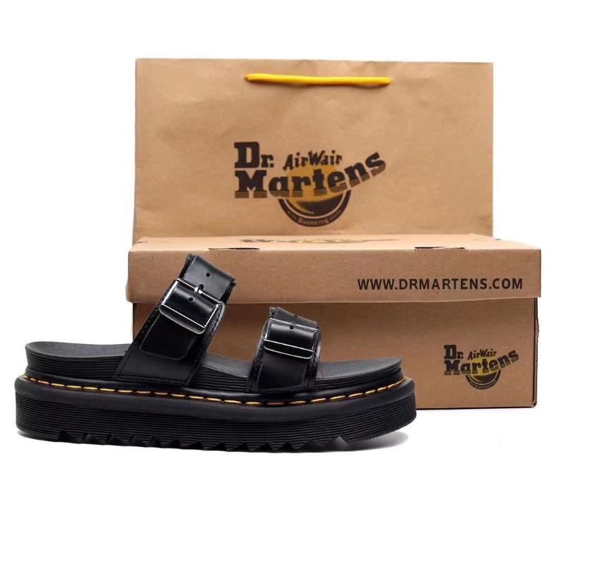 Outdoor Beach Sandals Women Genuine Leather Slippers Summer Platform Female Shoes Non-slip Sandalias Mujer 2021 Flip Flops, Black
Outdoor Beach Sandals Women Genuine Leather Slippers Summer Platform Female Shoes Non-slip Sandalias Mujer 2021 Flip Flops, Black