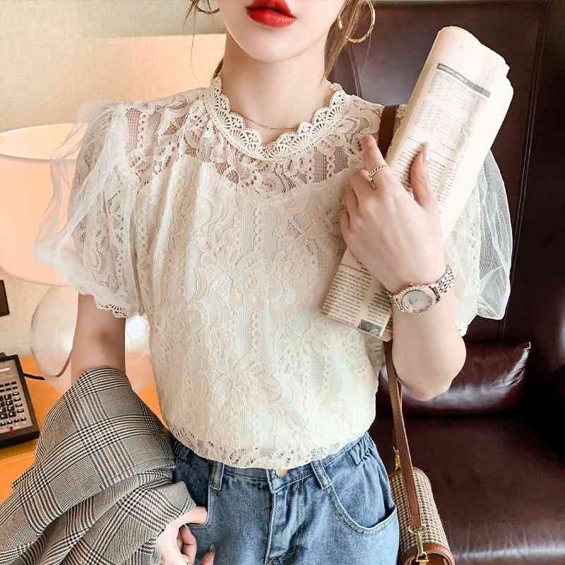 High Street Lace Blouse Women Tops Spring Summer Casual Short Sleeve Hollow Out Korean Clothes Fashion White Tops 210515