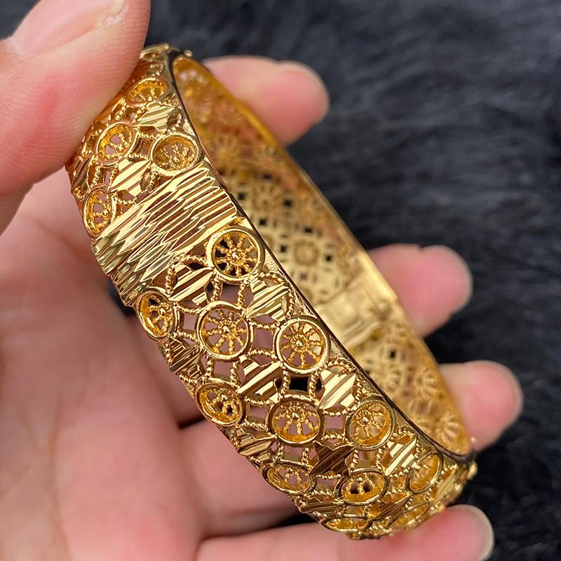 Bangle 15mm 1pcs Dubai Bangles For Women Gold Color Ethiopian Africa Saudi Arabia Bride Wedding Sudan Bracelet Jewelry Gifts
Bangle 15mm 1pcs Dubai Bangles For Women Gold Color Ethiopian Africa Saudi Arabia Bride Wedding Sudan Bracelet Jewelry Gifts