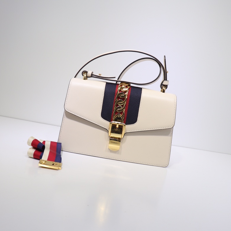 gucci Wholesale High-end Designer GG Bag Womanbag Fashionbag Mini Handbag Crossbody Bags Classic Solid color Genuine Leather Retro, Red
gucci Wholesale High-end Designer GG Bag Womanbag Fashionbag Mini Handbag Crossbody Bags Classic Solid color Genuine Leather Retro, Red