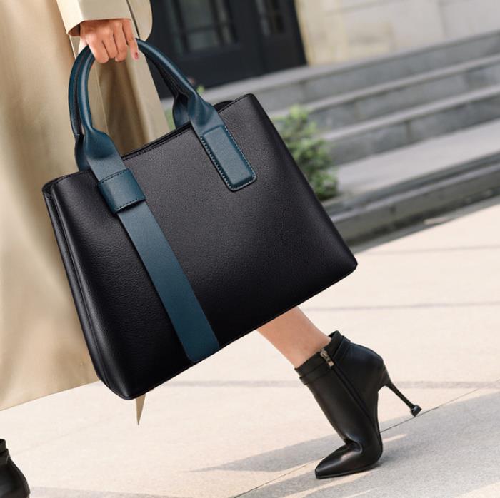 1-25 crossbody man briefcase bags leather messengers bag fashion bags mens shoulder bag men classical bags
1-25 crossbody man briefcase bags leather messengers bag fashion bags mens shoulder bag men classical bags