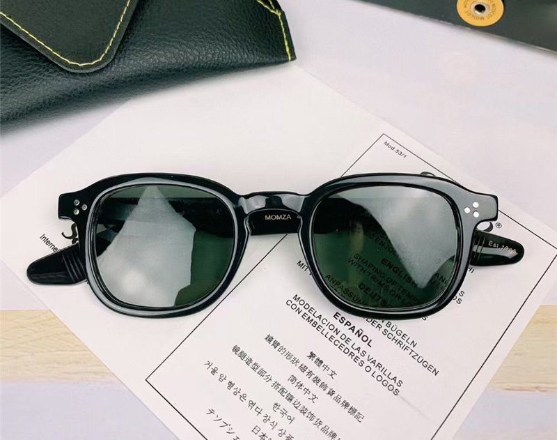 Fashion designer MOMZA sunglasses for men and women Vintage square shape glasses Classic trend wild style top quality Anti-Ultraviolet come with box
Fashion designer MOMZA sunglasses for men and women Vintage square shape glasses Classic trend wild style top quality Anti-Ultraviolet come with box