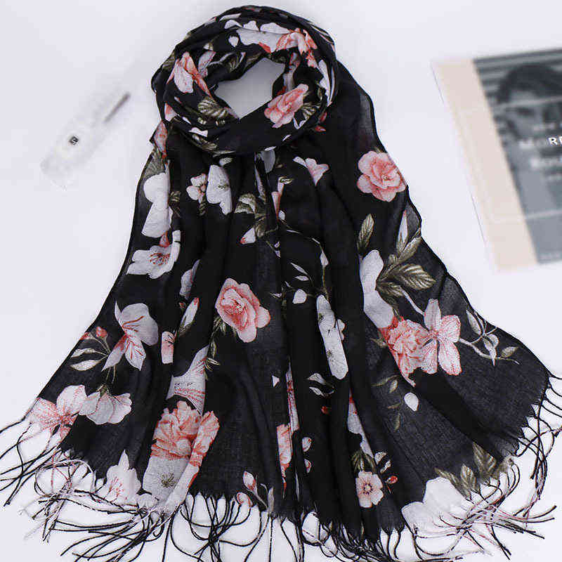 2019 Fashion Tassel Long Print Woman Scarf Thin Summer Shawls and Wraps Flowers Scarves For Ladies Bandana Echarpe Foulard Femme Y1108
2019 Fashion Tassel Long Print Woman Scarf Thin Summer Shawls and Wraps Flowers Scarves For Ladies Bandana Echarpe Foulard Femme Y1108