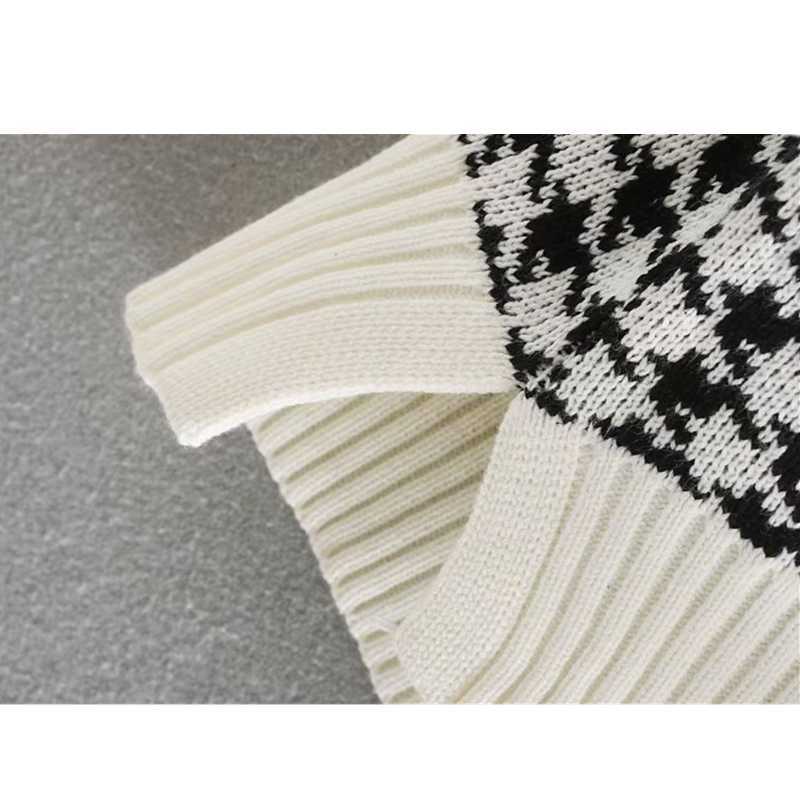 Chu Sau beauty Loose Oversized Knitted Sweater Vest Women Casual V-neck Plaid Sleeveless Sweaters Chic Tops 211018