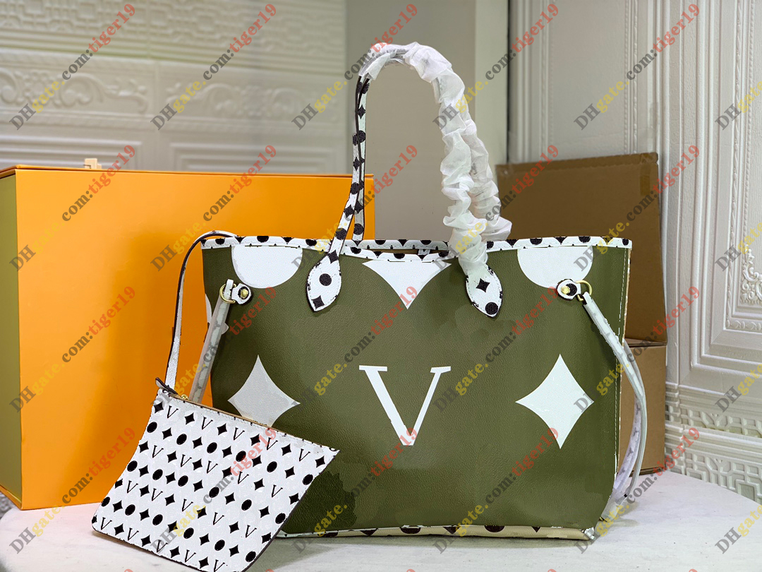 Luxury Designer handbag Fashion bags women classic style totes high quality Shopping bag travel street design Famous letter printing Mini cr
Luxury Designer handbag Fashion bags women classic style totes high quality Shopping bag travel street design Famous letter printing Mini cr